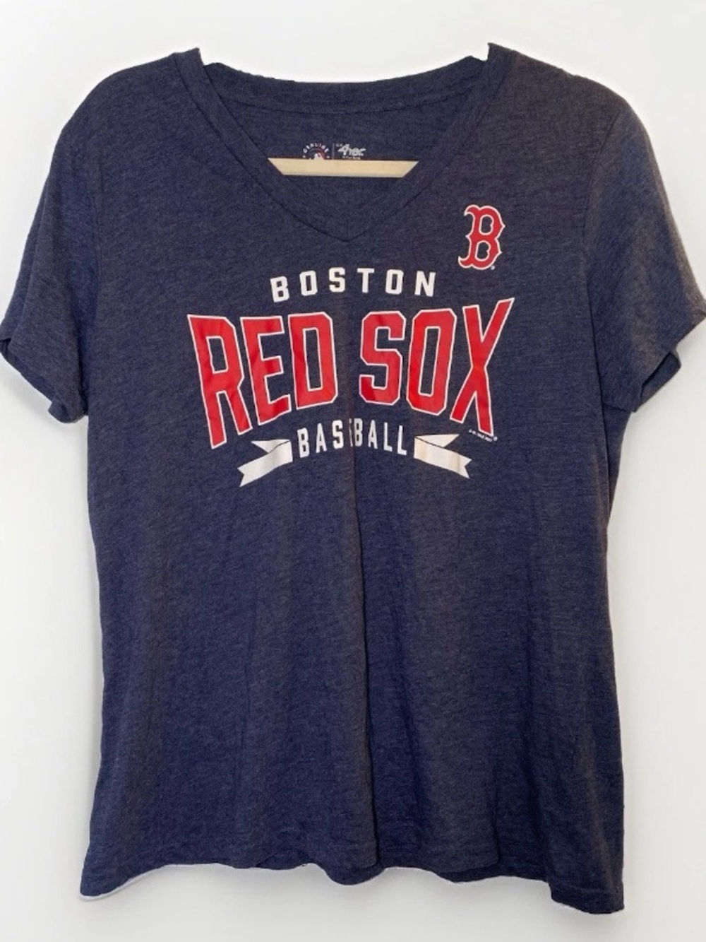 MLB Genuine Women's Size XL Boston Red Sox Official V-Neck T Shirt Navy Blue